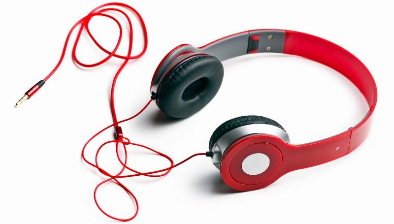 headphones-02
